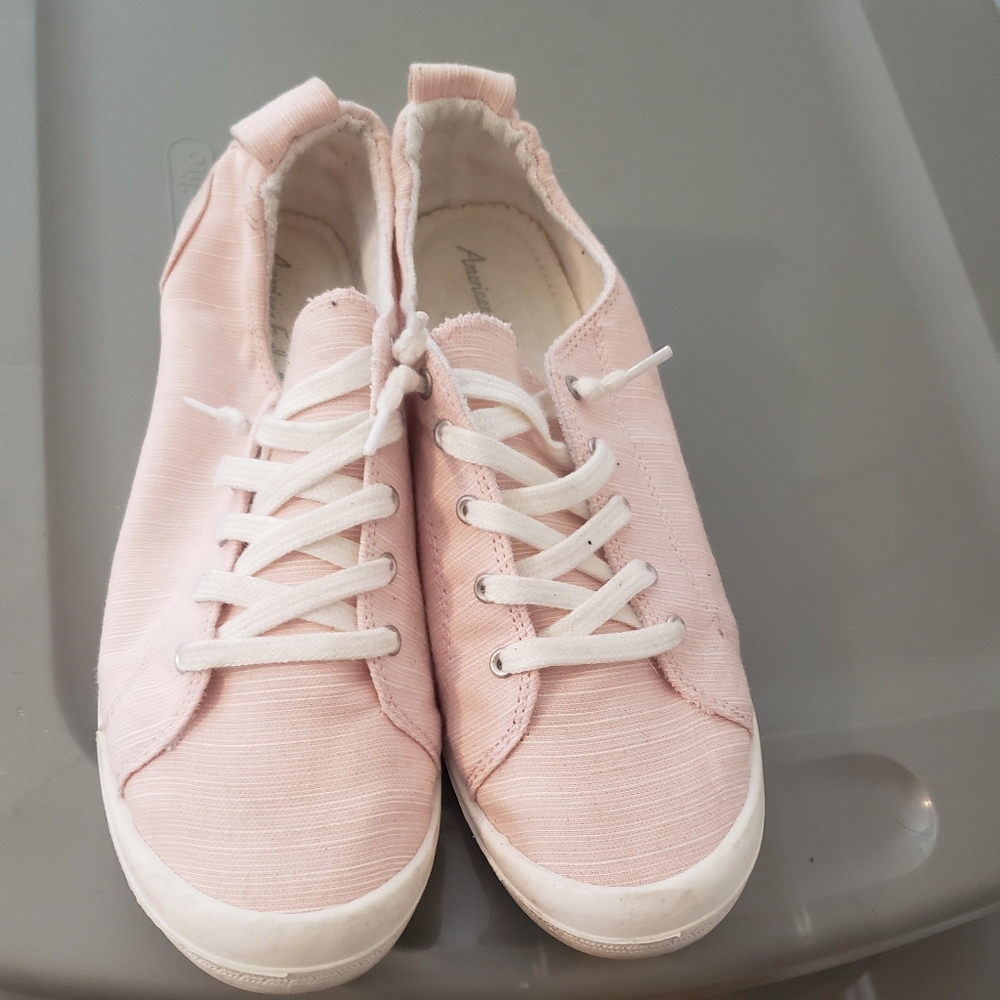 🟣bogo - American Eagle canvas shoes
